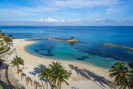 Hospitalityexpert Charming 4 Bedroom Villa Sleeps 10 - Pool Hot Tub Beach & Private Chef Montego Bay Jamaica